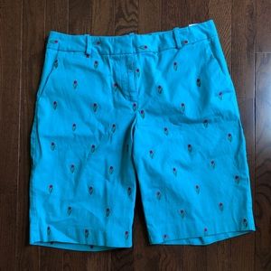Talbots SZ 8 Turquoise short w/ embroidered tulips